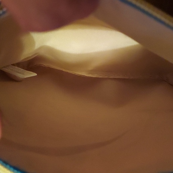 Pioneer Woman Floral Wristlet - Picture 3 of 3